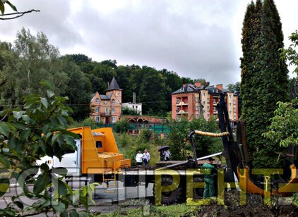 FORD для пересадки деревьев FORD для
пересадки