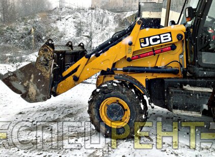 Аренда экскаватора JCB 3CX для уборки снега Уборка снега JCB 3CX