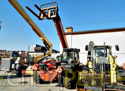 Аренда телескопического погрузчика MANITOU
MT1235S MANITOU MT1235S