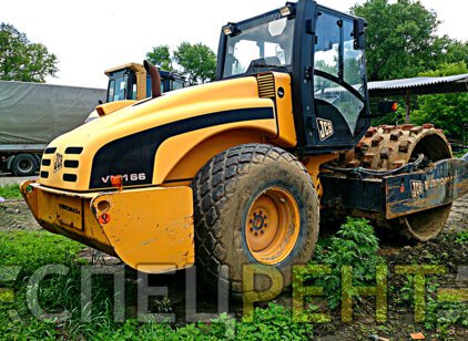 Аренда грунтового катка JCB Vibromax VM166 JCB Vibromax VM166